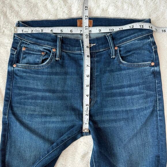 MOTHER Insider Ankle Fray Sweet Lime Dark Wash Cropped Jeans size 28 EUC - Picture 10 of 14